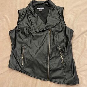 Black Faux Stretchy Vest - L